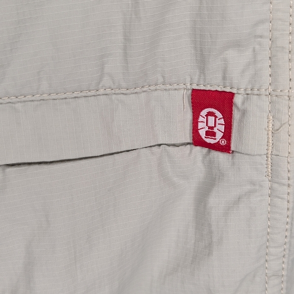 Coleman Men's Shorts XXL 44-46 Utility Cargo Beige Khaki 100% Nylon Hiking EUC - Picture 3 of 7